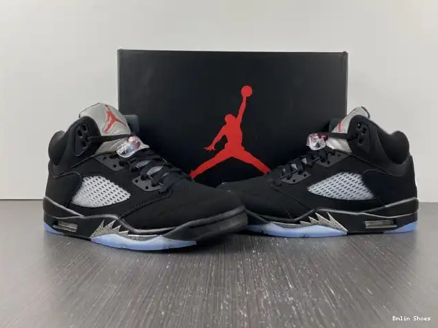 Bmlin Shoes Retro 845035-003 Jordan Metallic 5 (2016) Black 0607